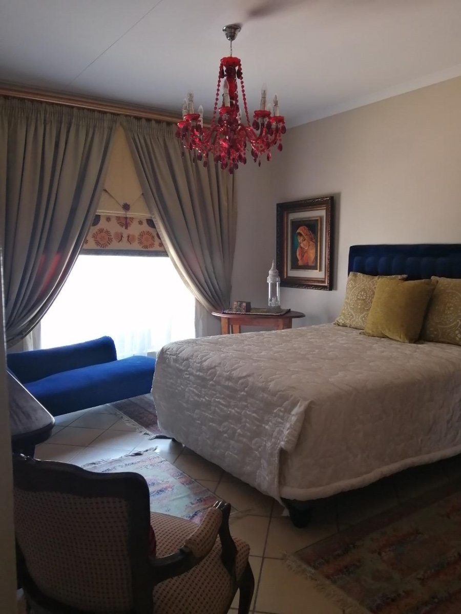 3 Bedroom Property for Sale in Wilkoppies North West